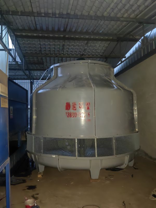 南充1<strong>200t玻璃钢冷却塔</strong>